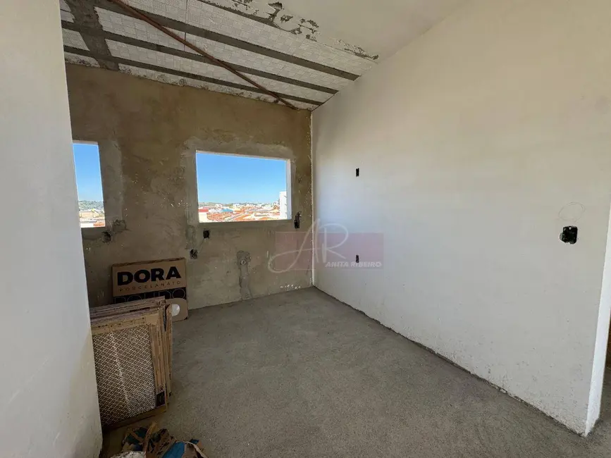 Foto 4 de Apartamento com 2 quartos à venda, 63m2 em Pouso Alegre - MG