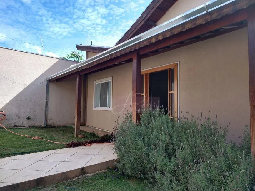 Foto 2 de Casa com 4 quartos à venda, 416m2 em Pouso Alegre - MG