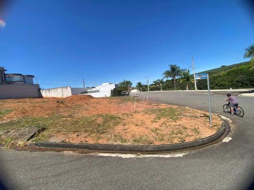 Terreno / Lote à venda, 521m2 em Pouso Alegre - MG - imagem 1 Foto 1 de Terreno / Lote à venda, 521m2 em Pouso Alegre - MG