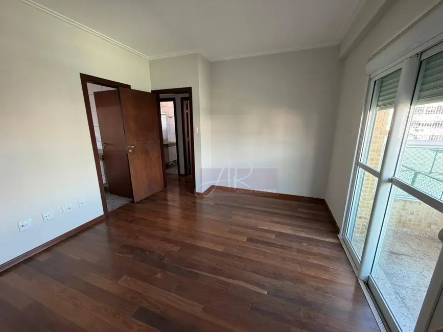Foto 7 de Apartamento com 3 quartos à venda, 120m2 em Centro, Pouso Alegre - MG