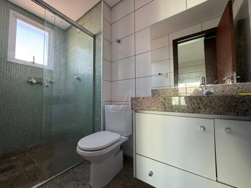 Foto 8 de Apartamento com 3 quartos à venda, 120m2 em Centro, Pouso Alegre - MG