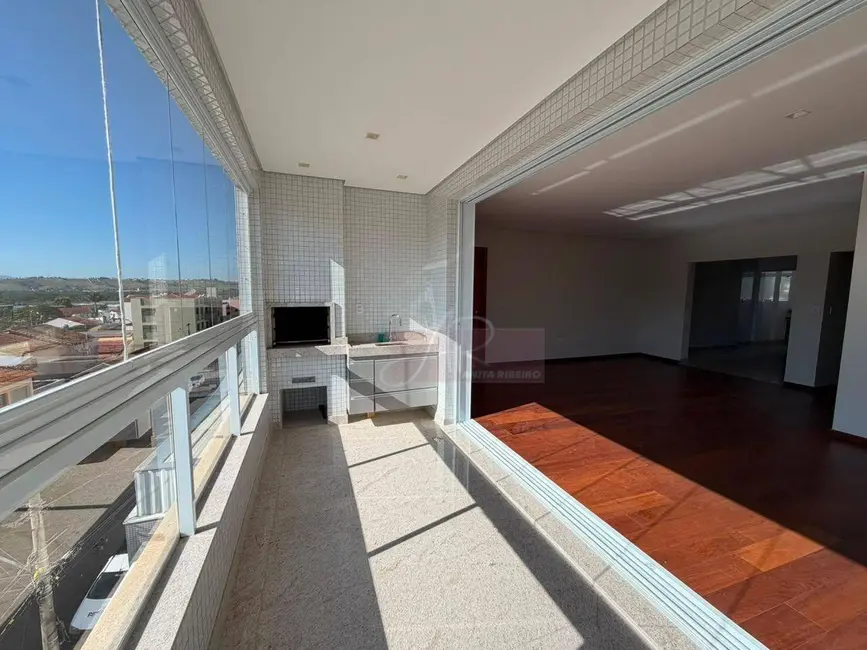 Foto 3 de Apartamento com 3 quartos à venda, 120m2 em Nova Pouso Alegre, Pouso Alegre - MG