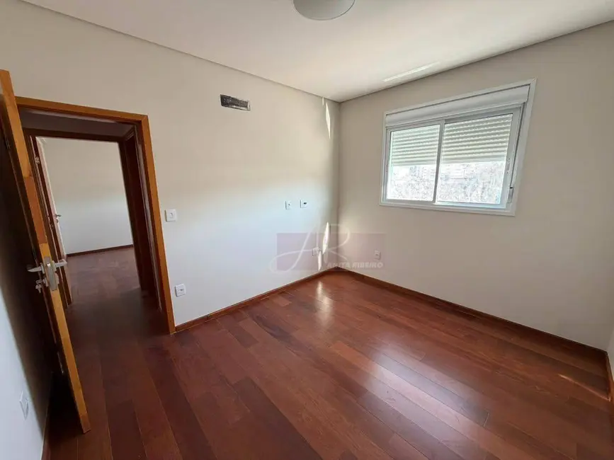 Foto 9 de Apartamento com 3 quartos à venda, 120m2 em Nova Pouso Alegre, Pouso Alegre - MG