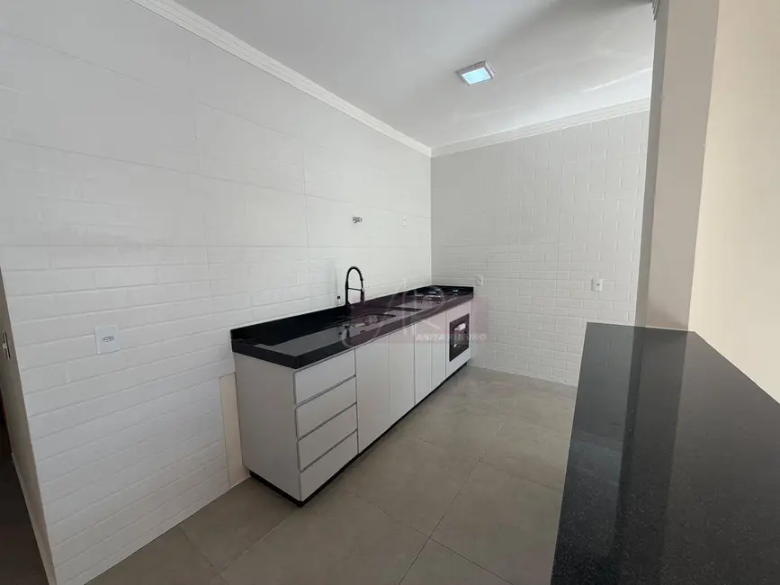 Foto 3 de Casa com 3 quartos à venda, 135m2 em Parque Real, Pouso Alegre - MG