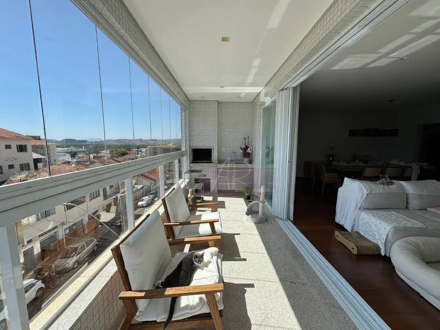 Apartamento com 3 quartos à venda, 127m2 em Nova Pouso Alegre, Pouso Alegre - MG - imagem 6 Foto 6 de Apartamento com 3 quartos à venda, 127m2 em Nova Pouso Alegre, Pouso Alegre - MG