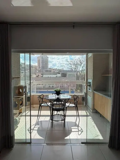 Apartamento com 3 quartos à venda, 103m2 em Centro, Pouso Alegre - MG - imagem 7 Foto 7 de Apartamento com 3 quartos à venda, 103m2 em Centro, Pouso Alegre - MG