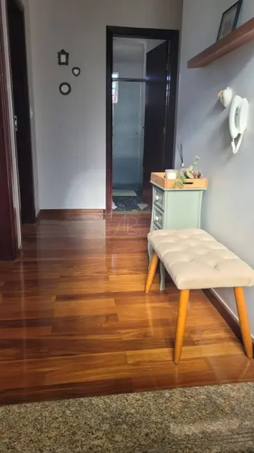 Foto 4 de Casa com 4 quartos à venda, 360m2 em Pouso Alegre - MG