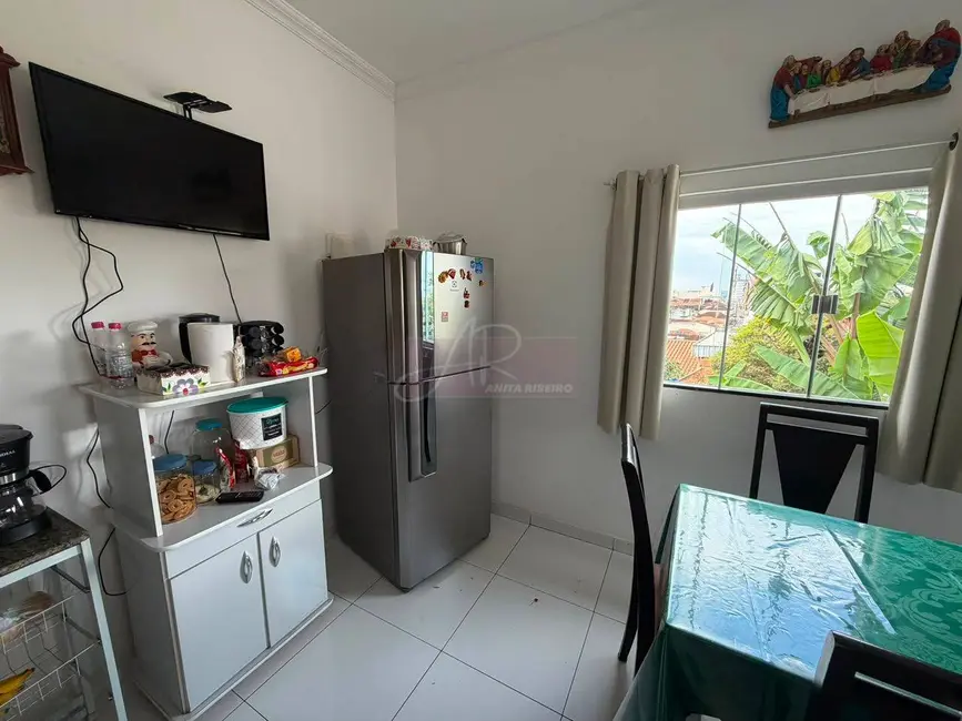 Casa com 4 quartos à venda, 220m2 em Centro, Pouso Alegre - MG - imagem 7 Foto 7 de Casa com 4 quartos à venda, 220m2 em Centro, Pouso Alegre - MG
