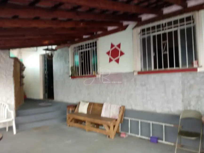Foto 1 de Casa com 4 quartos à venda, 272m2 em Jardim Noronha, Pouso Alegre - MG