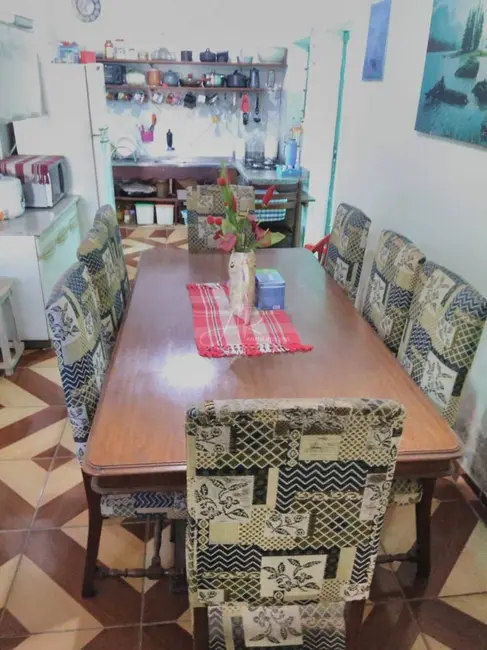 Foto 4 de Casa com 4 quartos à venda, 272m2 em Jardim Noronha, Pouso Alegre - MG