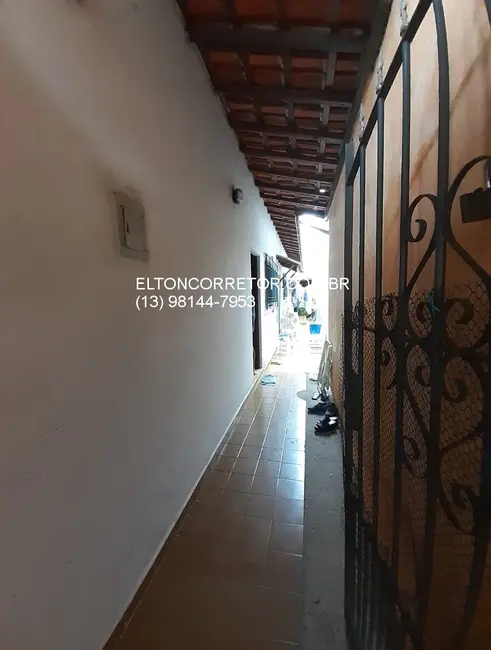 Foto 2 de Casa com 2 quartos à venda, 68m2 em Mirim, Praia Grande - SP