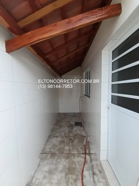 Foto 4 de Sobrado com 2 quartos à venda, 67m2 em Ribeirópolis, Praia Grande - SP