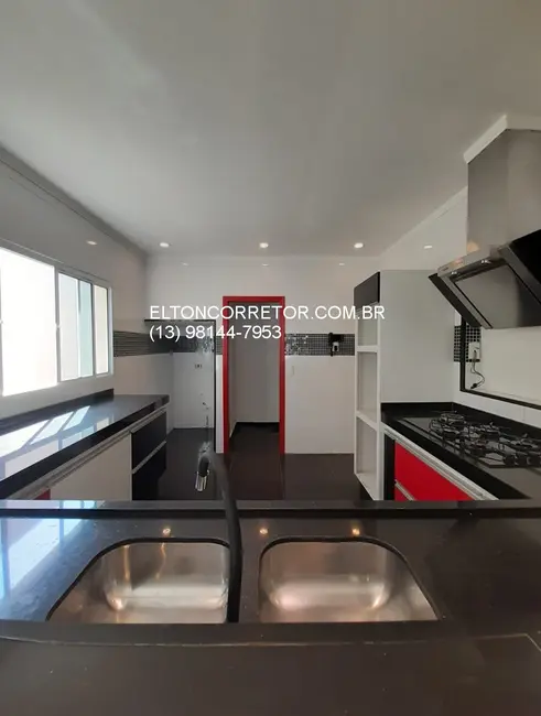 Foto 7 de Casa com 3 quartos à venda, 106m2 em Maracanã, Praia Grande - SP