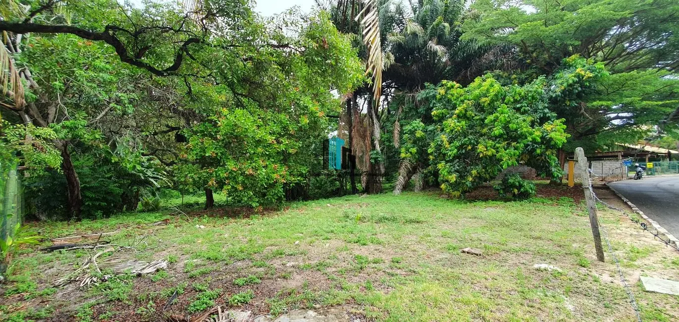 Foto 5 de Terreno / Lote à venda, 1600m2 em Camacari - BA