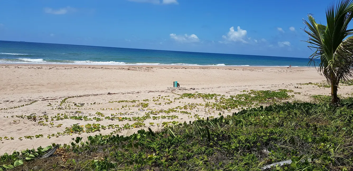 Foto 3 de Terreno / Lote à venda, 5800m2 em Camacari - BA