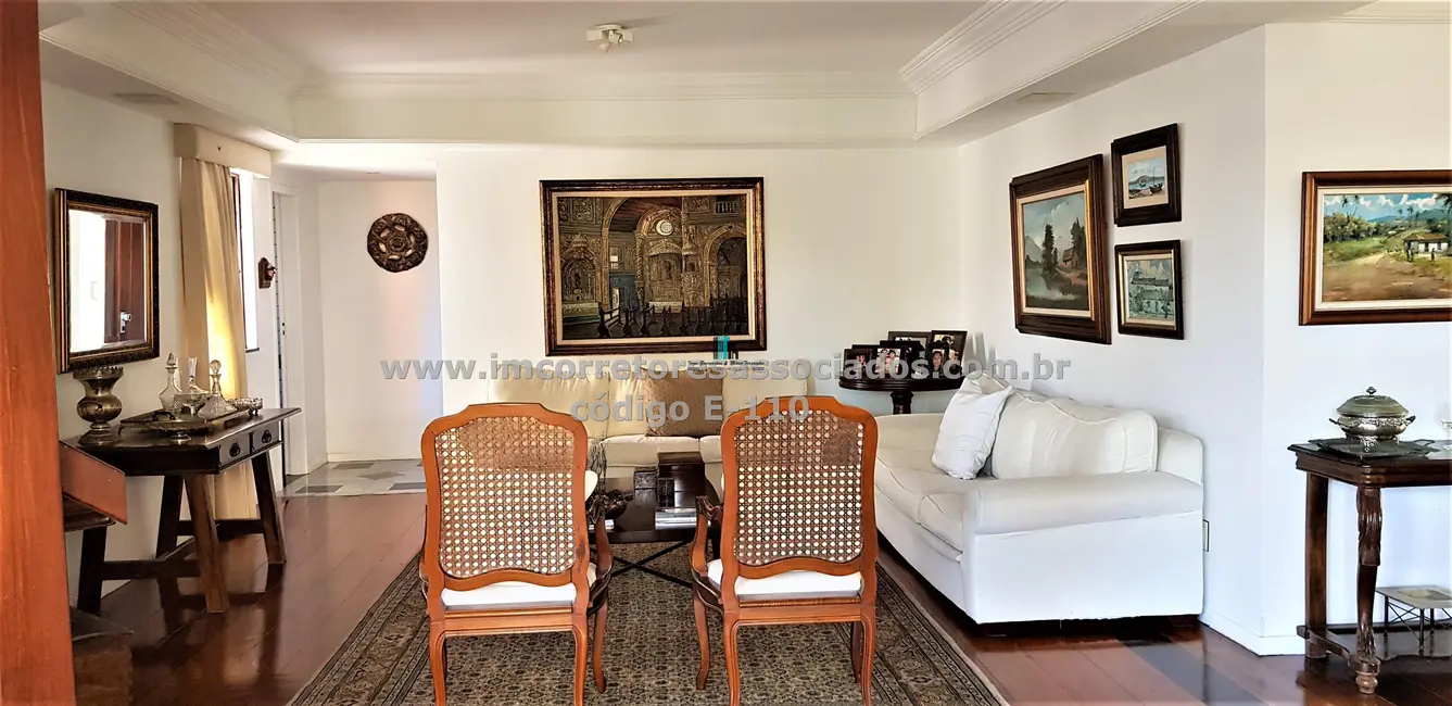 Apartamento com 4 quartos para alugar, 400m2 em Rio Vermelho, Salvador - BA - imagem 6 Foto 6 de Apartamento com 4 quartos para alugar, 400m2 em Rio Vermelho, Salvador - BA