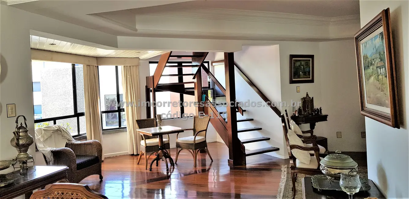 Foto 1 de Apartamento com 4 quartos para alugar, 400m2 em Rio Vermelho, Salvador - BA
