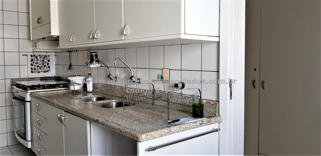 Apartamento com 4 quartos para alugar, 400m2 em Rio Vermelho, Salvador - BA - imagem 9 Foto 9 de Apartamento com 4 quartos para alugar, 400m2 em Rio Vermelho, Salvador - BA