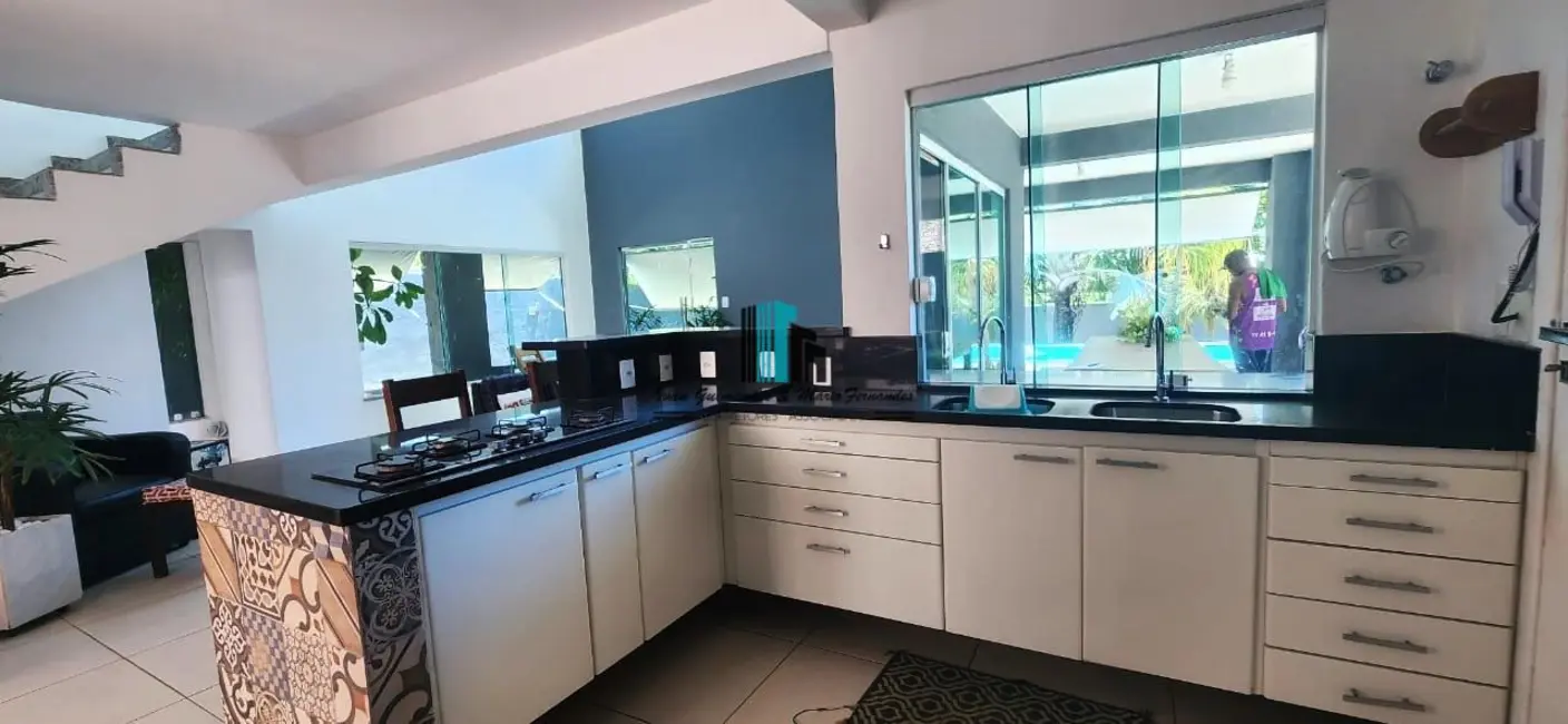 Foto 5 de Casa de Condomínio à venda, 900m2 em Camacari - BA