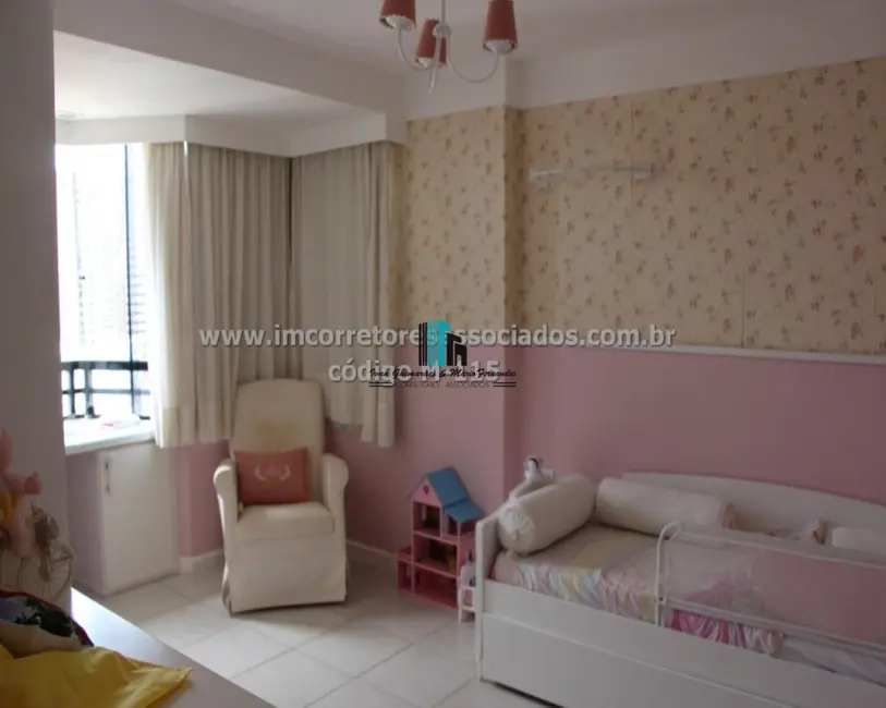 Foto 9 de Apartamento com 3 quartos à venda, 188m2 em Pituba, Salvador - BA