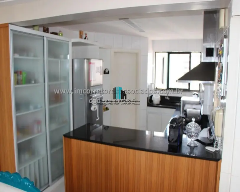 Foto 7 de Apartamento com 3 quartos à venda, 188m2 em Pituba, Salvador - BA