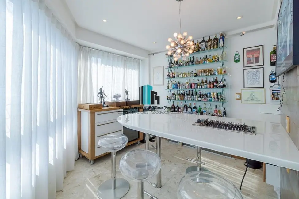Foto 5 de Apartamento com 4 quartos à venda em Barra, Salvador - BA