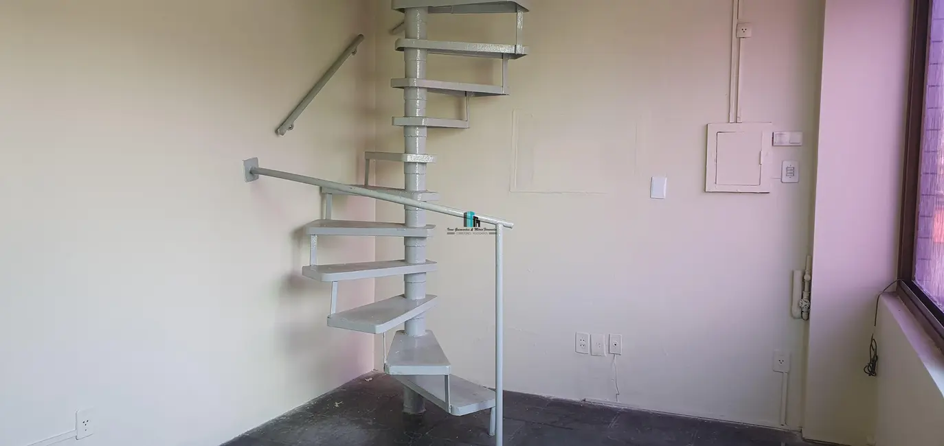 Apartamento à venda, 36m2 em Costa Azul, Salvador - BA - imagem 3 Foto 3 de Apartamento à venda, 36m2 em Costa Azul, Salvador - BA