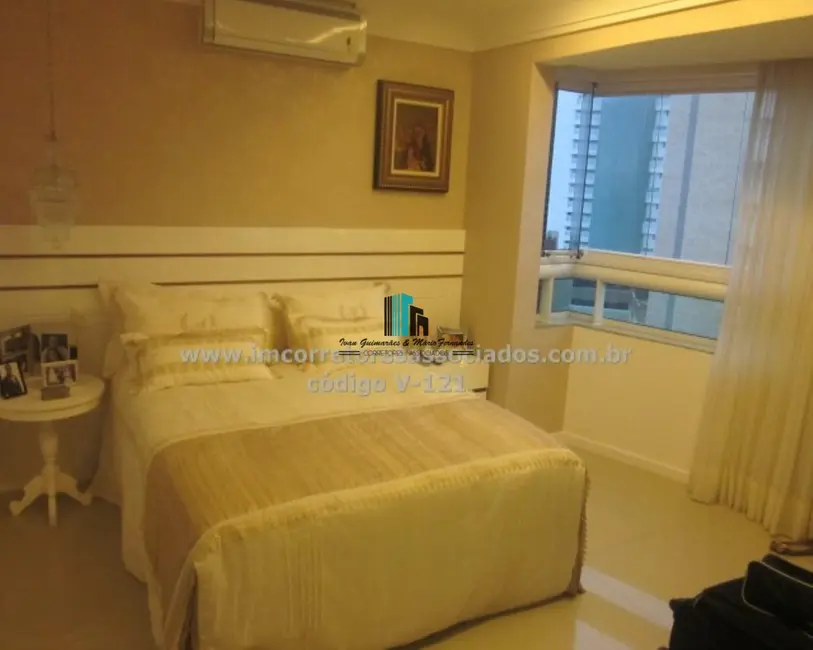 Foto 5 de Apartamento com 3 quartos à venda, 198m2 em Patamares, Salvador - BA