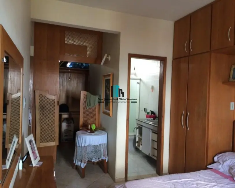 Apartamento com 4 quartos à venda, 130m2 em Pituba, Salvador - BA - imagem 5 Foto 5 de Apartamento com 4 quartos à venda, 130m2 em Pituba, Salvador - BA