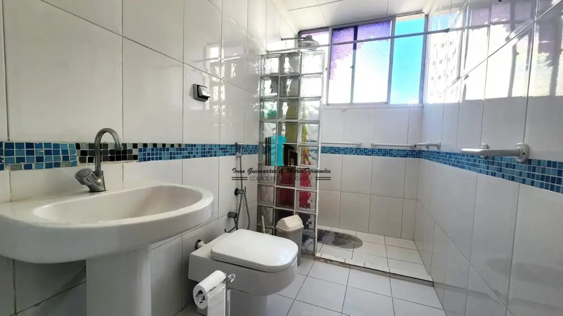 Apartamento à venda, 208m2 em Pituba, Salvador - BA - imagem 9 Foto 9 de Apartamento à venda, 208m2 em Pituba, Salvador - BA