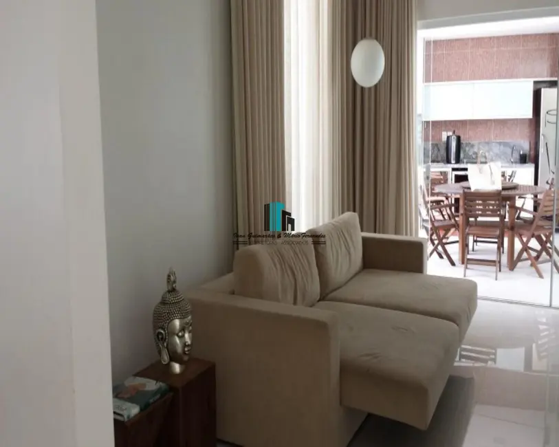 Casa de Condomínio com 3 quartos à venda, 300m2 em Patamares, Salvador - BA - imagem 3 Foto 3 de Casa de Condomínio com 3 quartos à venda, 300m2 em Patamares, Salvador - BA