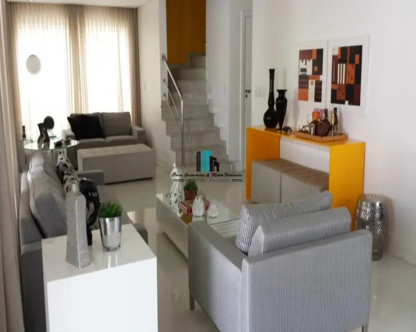 Foto 2 de Casa de Condomínio com 3 quartos à venda, 300m2 em Patamares, Salvador - BA