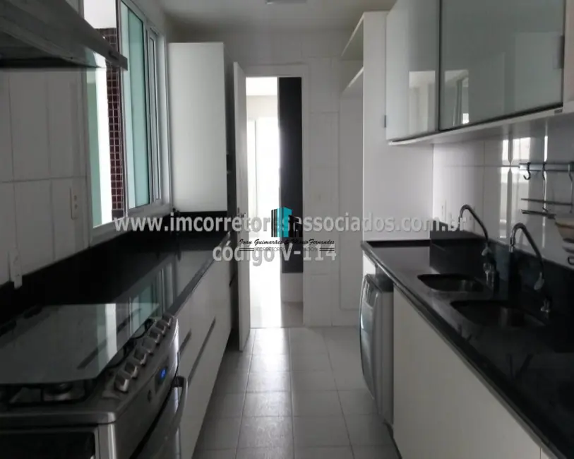 Foto 4 de Apartamento com 4 quartos para alugar, 207m2 em Patamares, Salvador - BA