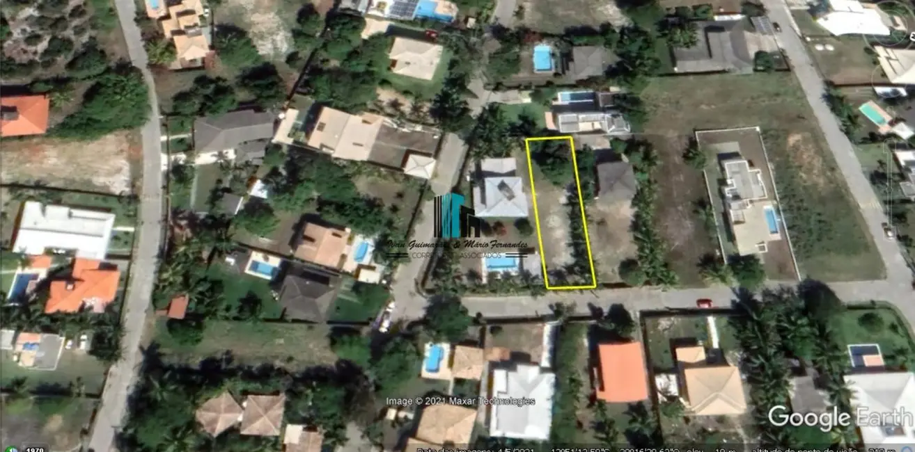 Foto 1 de Terreno / Lote à venda, 900m2 em Camacari - BA