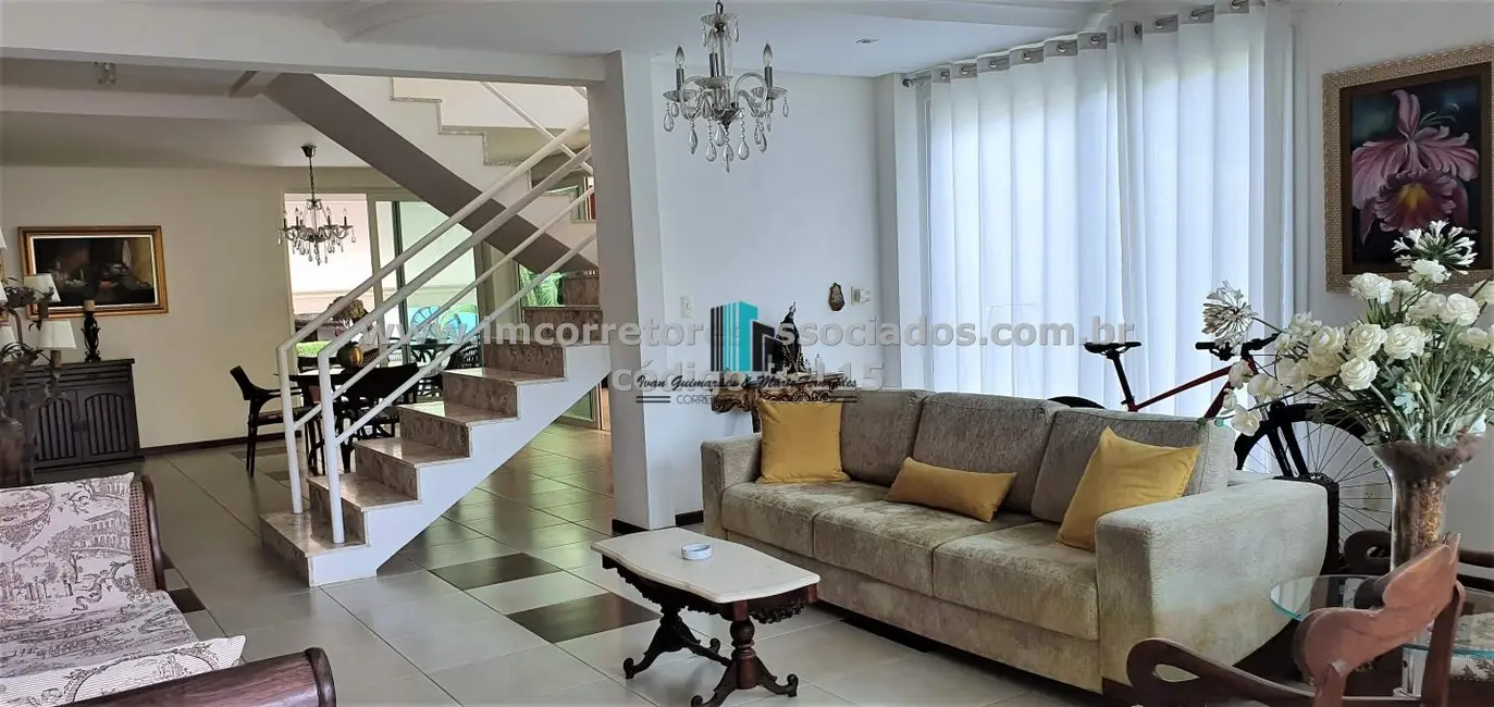 Foto 1 de Casa de Condomínio com 4 quartos à venda, 1380m2 em Camacari - BA