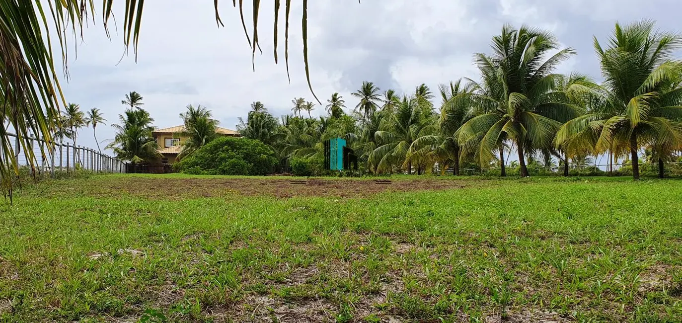 Foto 2 de Terreno / Lote à venda, 2050m2 em Camacari - BA