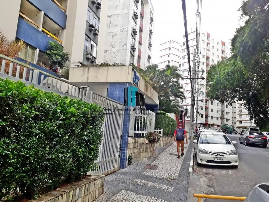 Foto 3 de Apartamento com 3 quartos à venda, 76m2 em Candeal, Salvador - BA