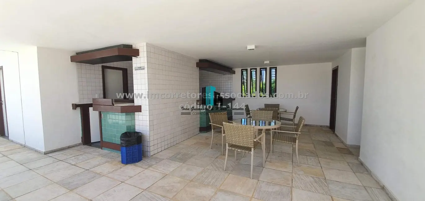 Foto 3 de Apartamento com 4 quartos à venda em Ondina, Salvador - BA