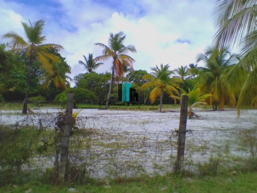 Foto 4 de Terreno / Lote à venda, 4300m2 em Camacari - BA
