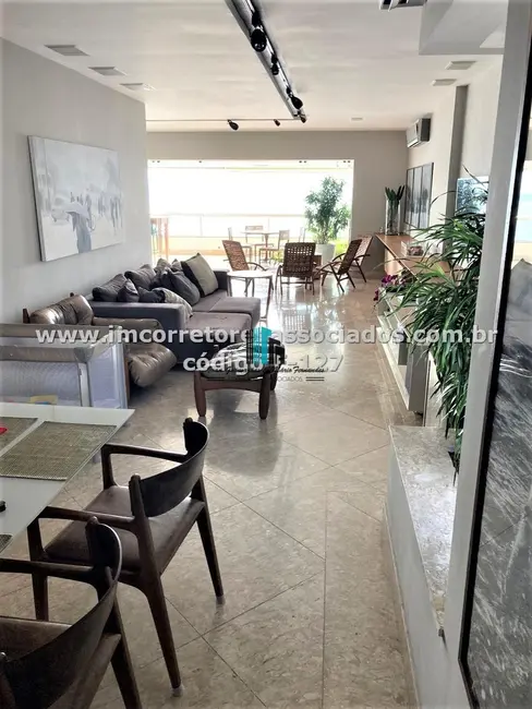 Apartamento com 3 quartos para alugar, 288m2 em Vitória, Salvador - BA - imagem 4 Foto 4 de Apartamento com 3 quartos para alugar, 288m2 em Vitória, Salvador - BA