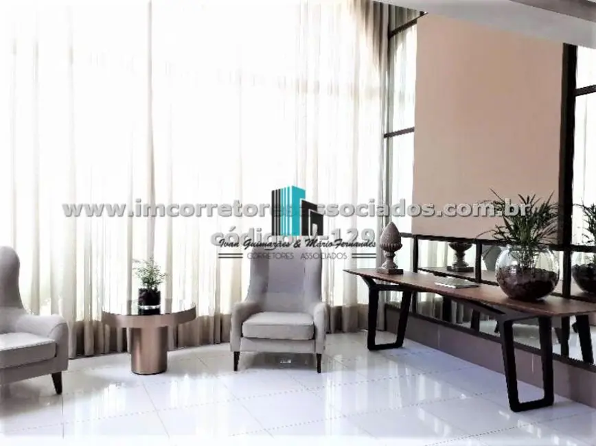 Foto 12 de Apartamento à venda em Barra, Salvador - BA