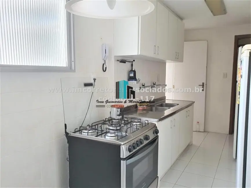 Apartamento com 3 quartos à venda em Graça, Salvador - BA - imagem 8 Foto 8 de Apartamento com 3 quartos à venda em Graça, Salvador - BA