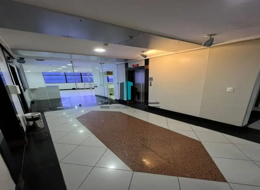 Sala Comercial para alugar, 340m2 em Itaigara, Salvador - BA - imagem 2 Foto 2 de Sala Comercial para alugar, 340m2 em Itaigara, Salvador - BA