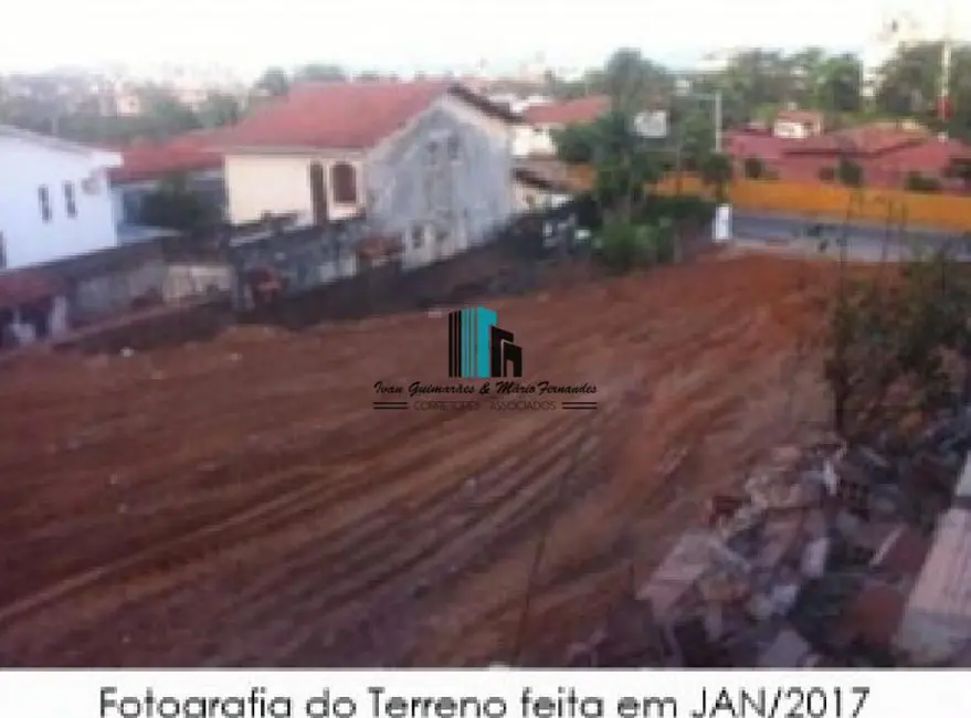 Terreno / Lote à venda, 2371m2 em Pituaçu, Salvador - BA - imagem 3 Foto 3 de Terreno / Lote à venda, 2371m2 em Pituaçu, Salvador - BA