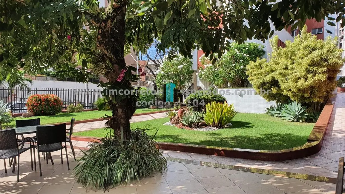 Foto 3 de Apartamento com 4 quartos à venda em Barra, Salvador - BA