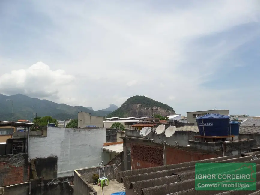 Foto 3 de Casa com 10 quartos à venda, 450m2 em Gardênia Azul, Rio De Janeiro - RJ