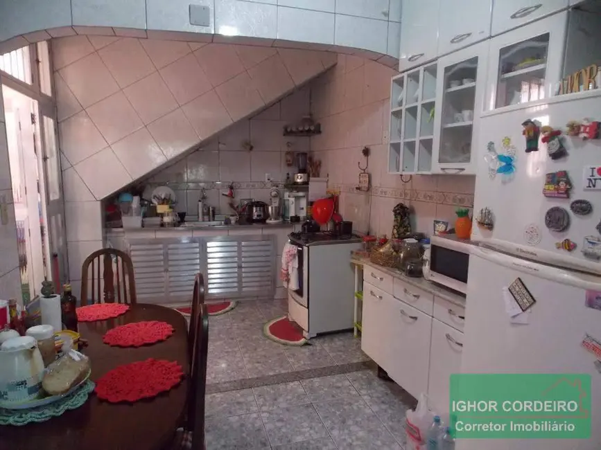 Casa com 3 quartos à venda, 200m2 em Tanque, Rio De Janeiro - RJ - imagem 6 Foto 6 de Casa com 3 quartos à venda, 200m2 em Tanque, Rio De Janeiro - RJ