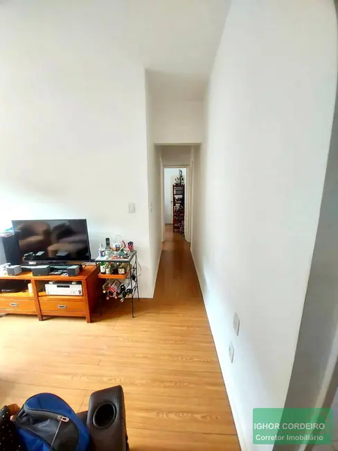 Apartamento com 2 quartos à venda, 74m2 em Laranjeiras, Rio De Janeiro - RJ - imagem 6 Foto 6 de Apartamento com 2 quartos à venda, 74m2 em Laranjeiras, Rio De Janeiro - RJ