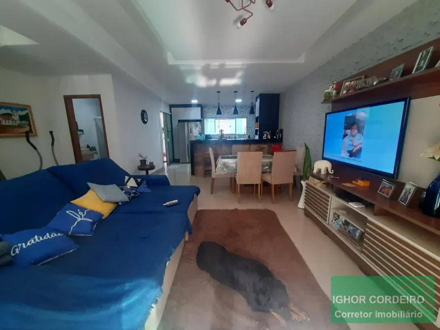 Foto 2 de Casa com 3 quartos à venda, 210m2 em Jardim Sulacap, Rio De Janeiro - RJ