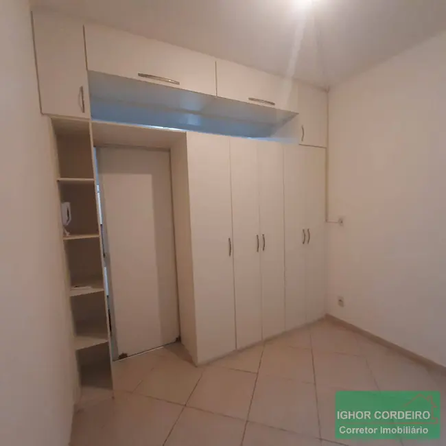 Apartamento com 1 quarto para alugar, 25m2 em Catete, Rio De Janeiro - RJ - imagem 9 Foto 9 de Apartamento com 1 quarto para alugar, 25m2 em Catete, Rio De Janeiro - RJ